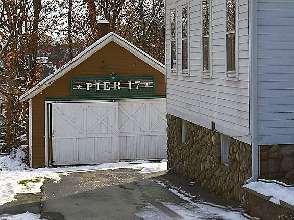 2nd image of 39 Golden Hill Ave