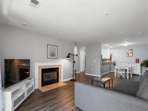 6600 Lake Park Dr, Greenbelt, MD