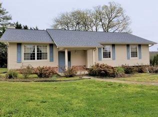 1632 Colonade Rd, Knoxville, TN 37922