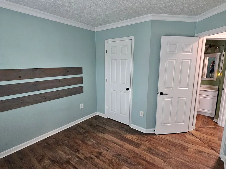 20140 Daniels Cir — Photo 23