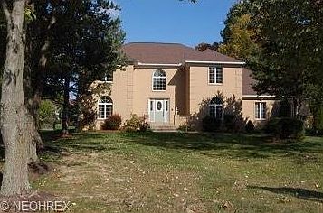 1st image of 100 Squires Ct