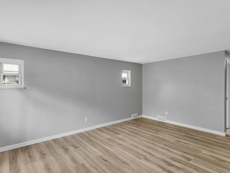 6565 Rosemoor St #2 — Photo 13