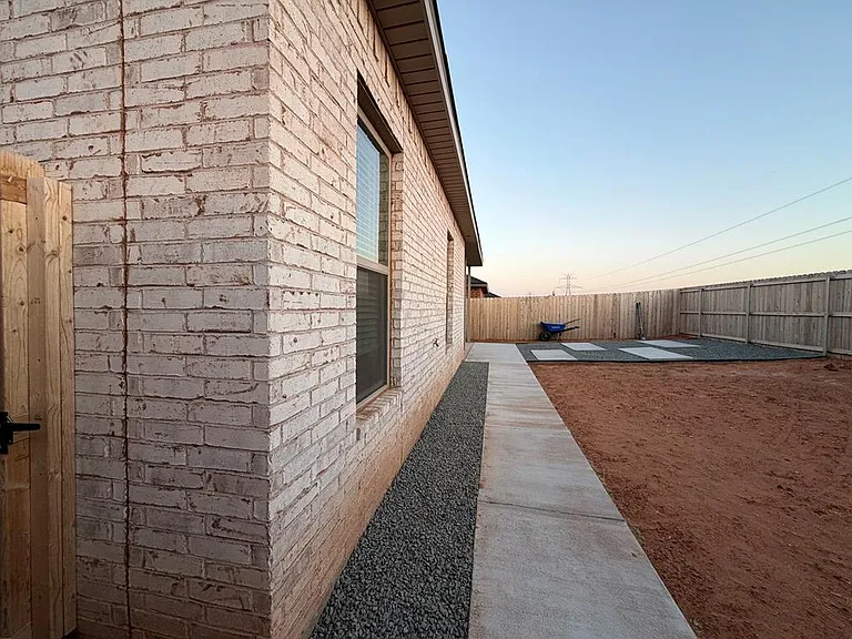 5905 Settler Ave — Photo 34