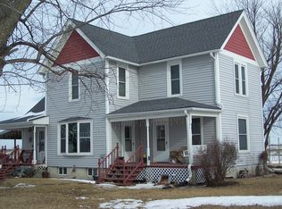 17515 457th St, Chariton, IA 50049