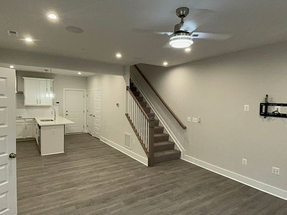 4th image of 2790 Saint Elias Dr #1
