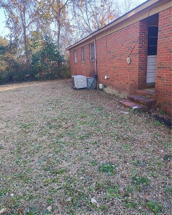 2nd image of 421 Libeth Pl
