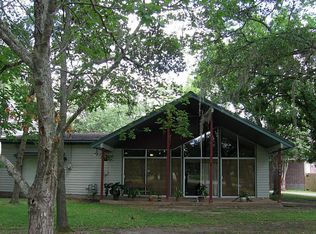3904 Amanda St, Dickinson, TX 77539