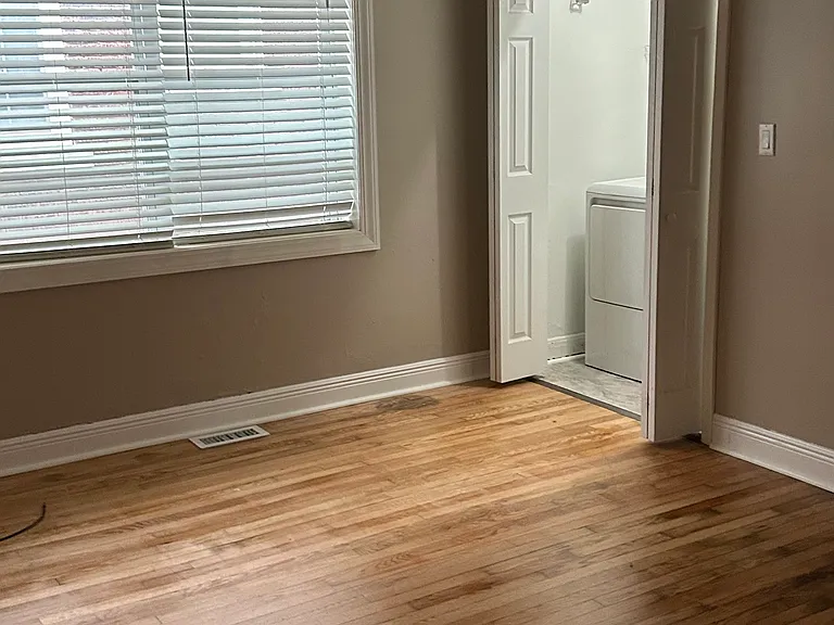 1623 Quarrier St #A — Photo 15