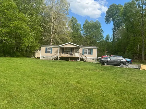 115 Victor Ln, Daniels, WV 25832