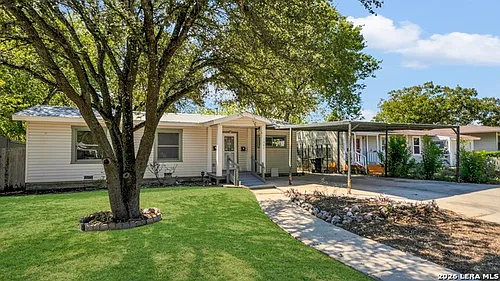 542 Thorain Blvd #1 Photo 1