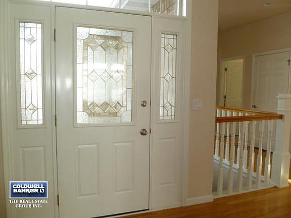 Front door lets the light in!