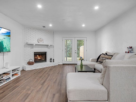 5th image of 2394 Continental Ave #2394
