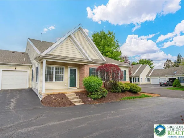 4706 Horseshoe Trl, Macungie, PA 18062