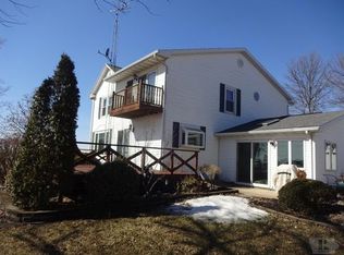 14384 Danville Rd, Danville, IA 52623