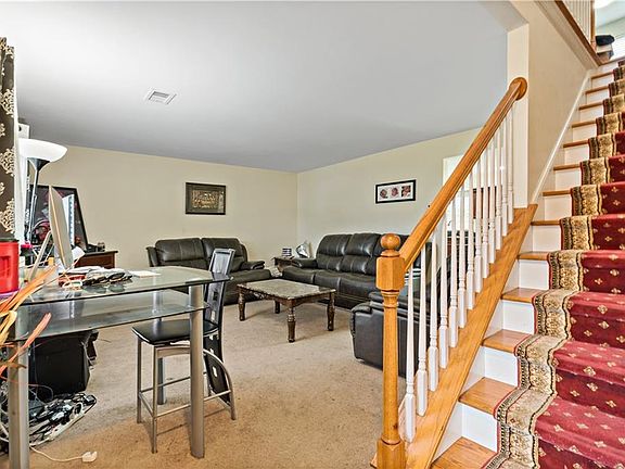 4th image of 69 Charles St