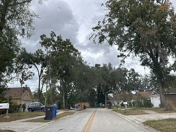 4th image of 18131 Swan Lake Dr