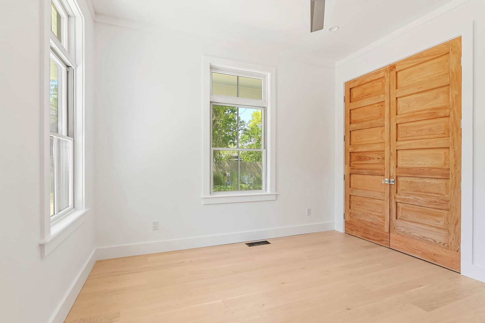  First floor bedroom/ Office