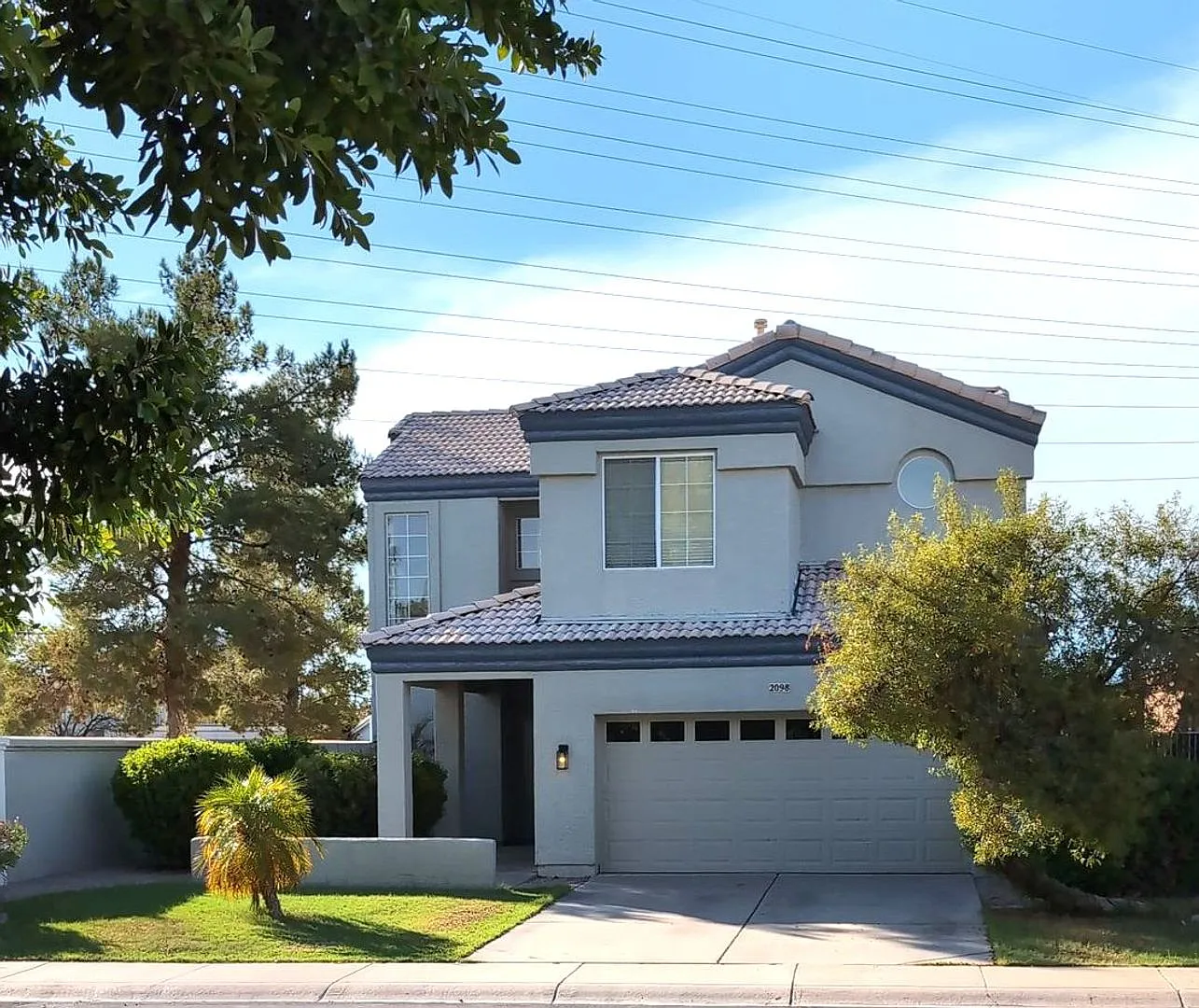 Coming Soon Beautiful 4 Bedroom In Gated Val Vista Lakes! — Photo 1