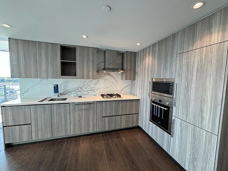 8611 Hazelbridge Way #1110 — Photo 3