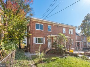 869 Bellevue St SE #2, Washington, DC 20032