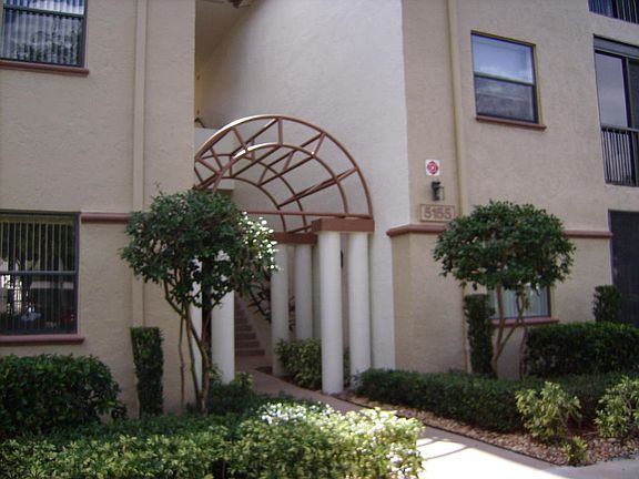 2nd image of 5155 Europa Dr APT D