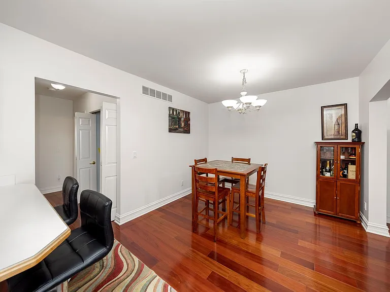 160 Tiffany Ln — Photo 17