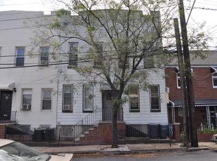 5418 Arnold Ave, Maspeth, NY 11378