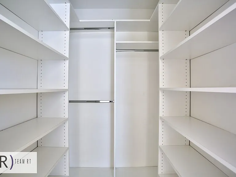 1737 Colby Ave #201 — Photo 15
