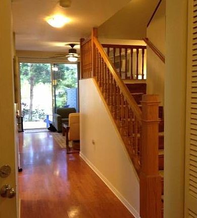 1st Floor Hall