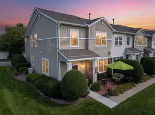 3332 Hazel Trl UNIT D, Woodbury, MN 55129