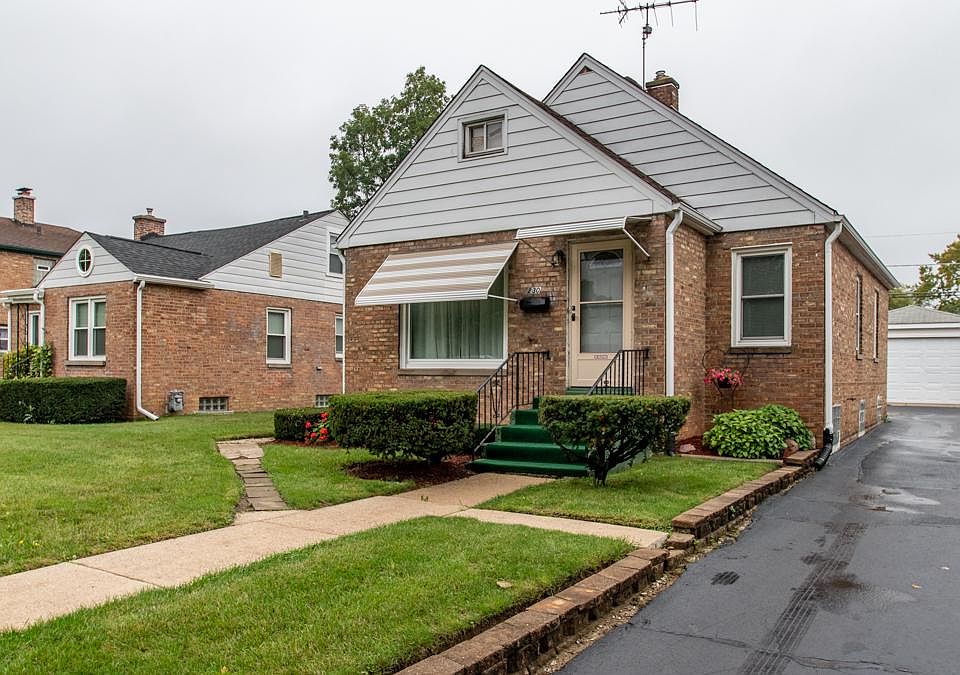 1st image of 230 N Elmwood Ave