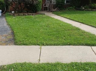 11519 S Sacramento Dr, Merrionette Park, IL