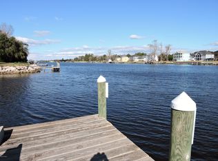 426 Sea Gate Dr, Newport, NC 28570