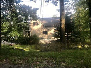 2173 Sanctuary Dr, East Stroudsburg, PA 18302