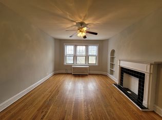 2637 W Granville Ave APT 1, Chicago, IL 60659