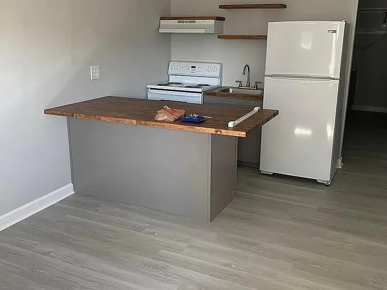 4907 Raymond Ave #4 — Photo 3