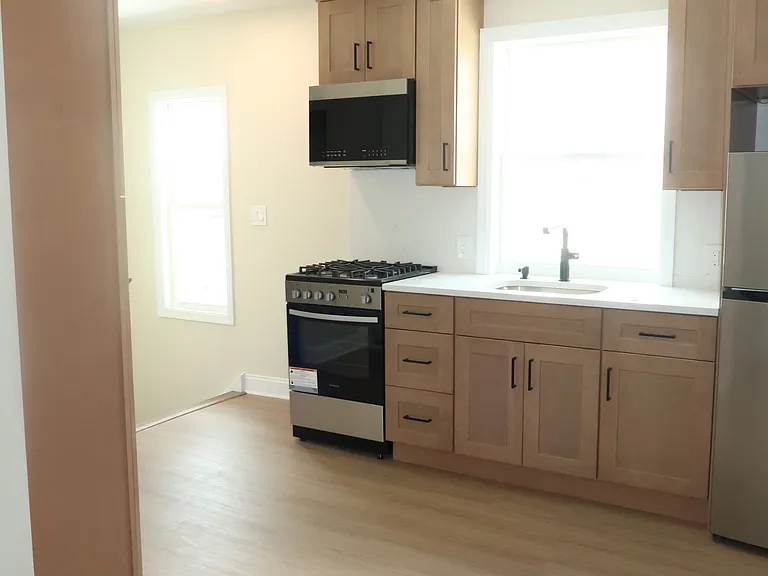 30 Edison St #30B — Photo 12