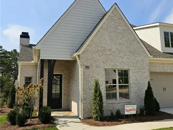 105 Benz Ct, Auburn, AL 36830