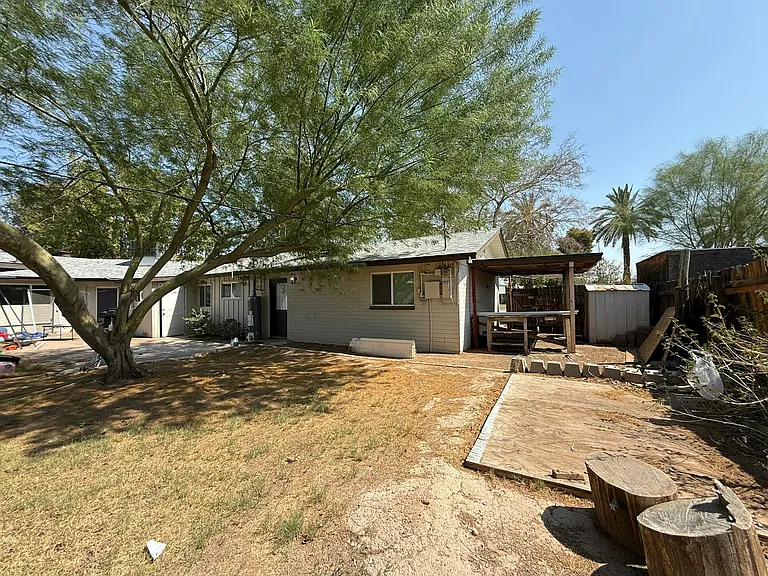 2206 W Vista Ave #B — Photo 22