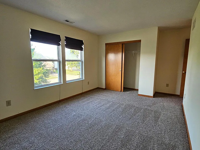 4466 Edgarton Dr — Photo 12