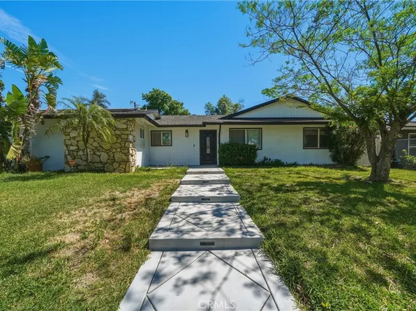 1365 N Chestnut Ave, Rialto, CA 92376