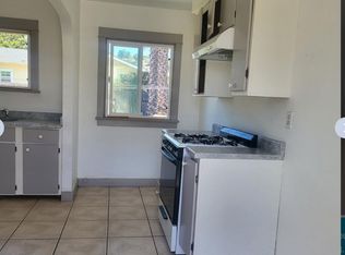 207 N 5th St, Santa Paula, CA 93060