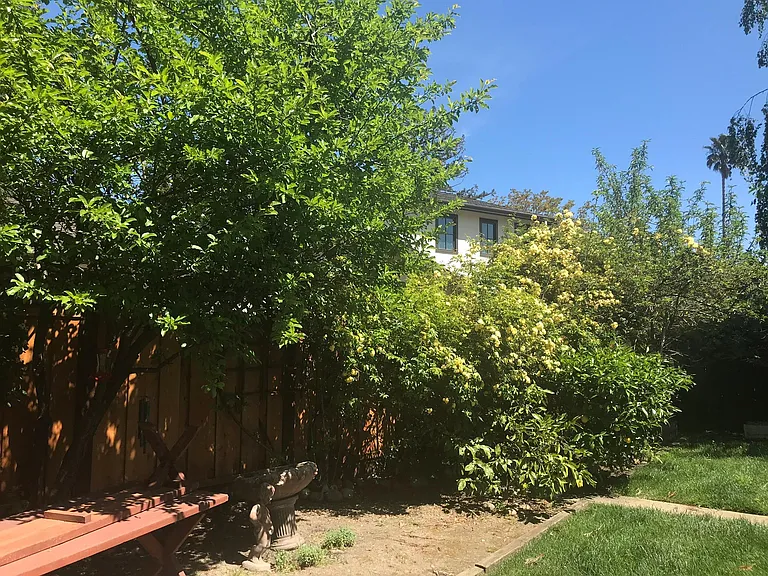 2716 Jefferson Ave — Photo 10