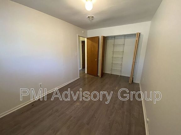 5th image of 1815 SW 71st St