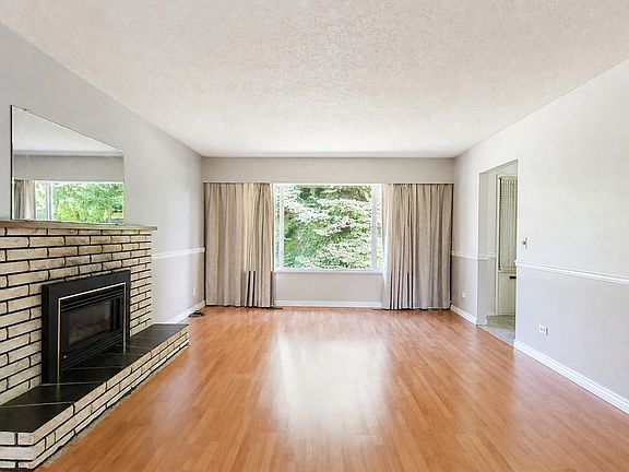 4th image of 1798 Heather Ave