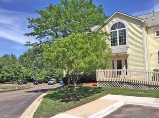 2231 S Huron Pkwy APT 2, Ann Arbor, MI 48104
