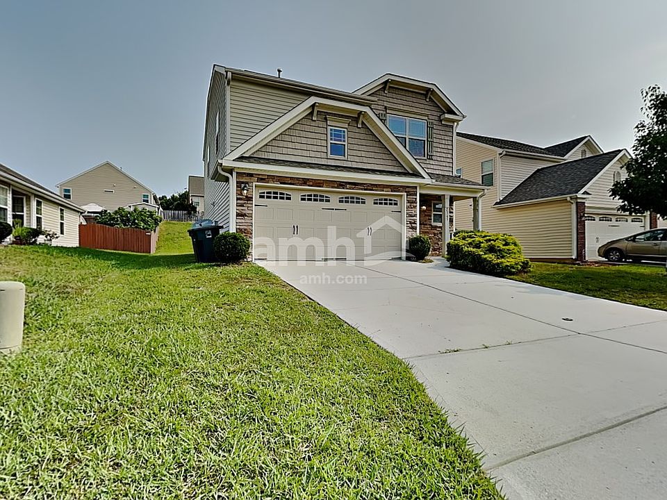 1st image of 2305 Talon Dr