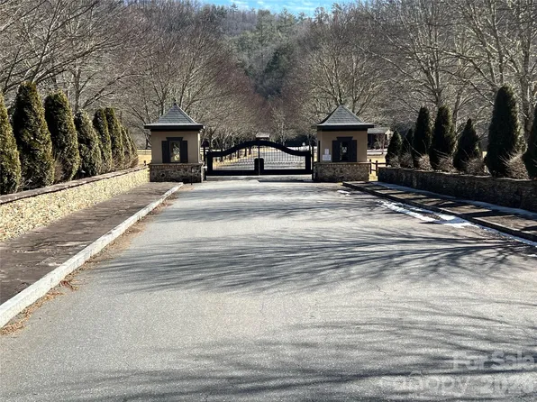 521 Timber Rock Trl #521, Banner Elk, NC 28604