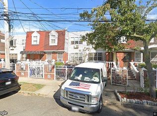 15037 Yates Rd, Jamaica, NY 11433