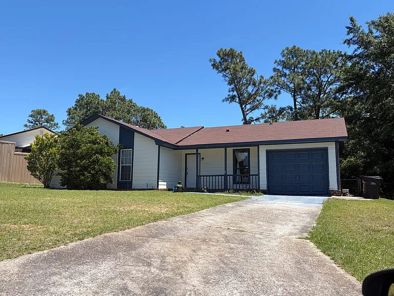 2814 Ptarmigan Rd — Photo 2